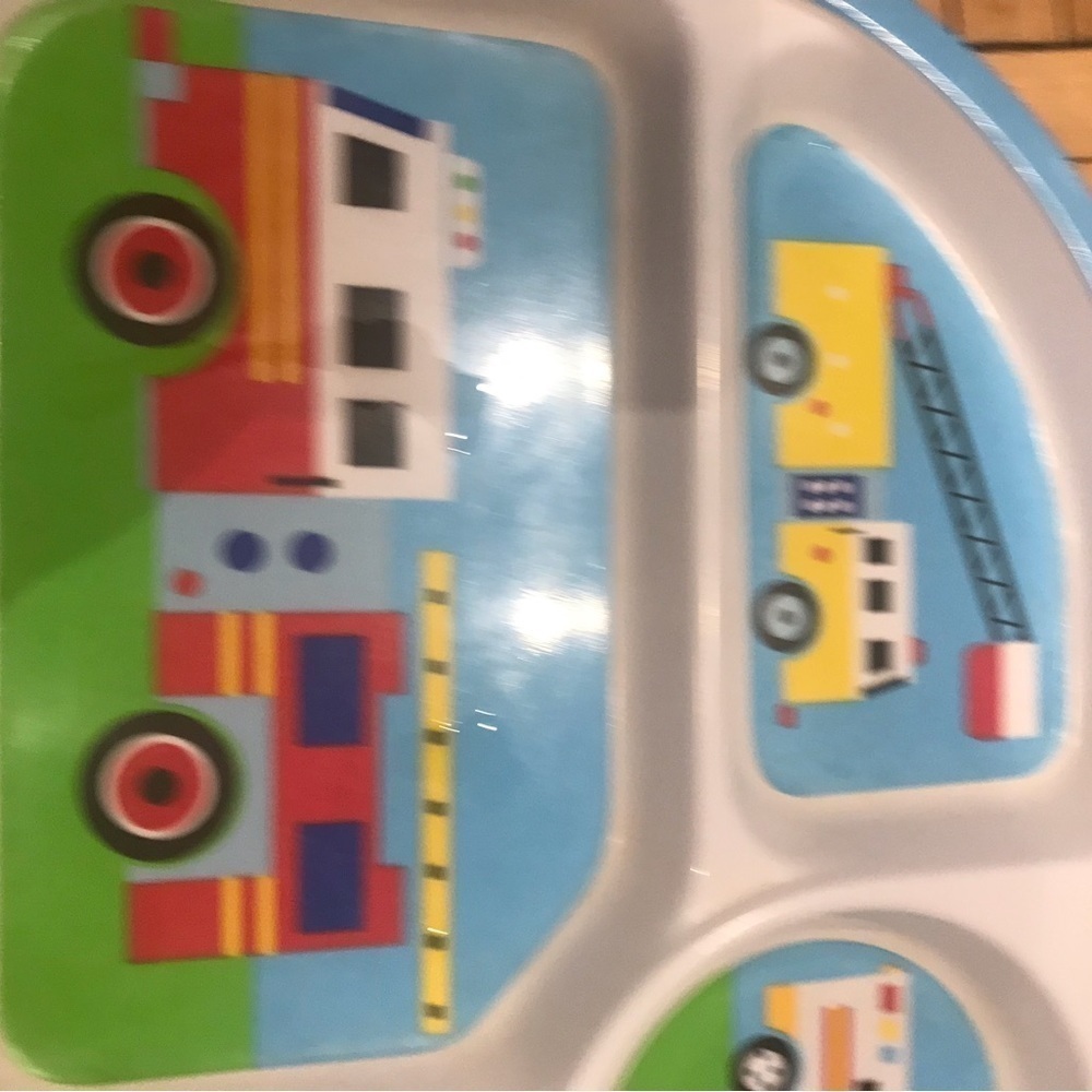 3/15$ plastic prate kids - Picture 3 of 6